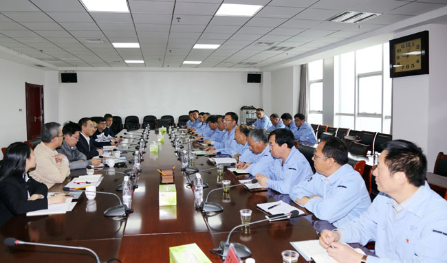 北京明星绿能化工科技有限公司董事长岳国博士率技术交流团到亚洲体育登录平台下载集团进行技术交流