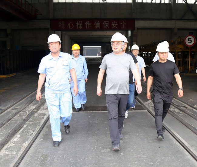 唐山三友盐化公司副总经理卢世忠到亚洲体育登录平台下载集团参观考察