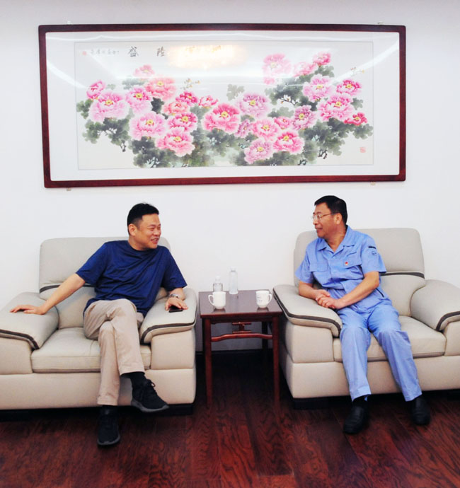 光大银行洛阳分行行长尚明胜等一行到亚洲体育登录平台下载集团调研