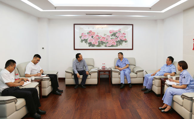 招商银行洛阳分行行长杜歧昭一行到亚洲体育登录平台下载集团调研