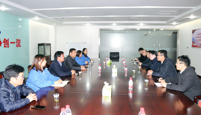 华夏银行洛阳分行行长潘继立一行到亚洲体育登录平台下载集团调研