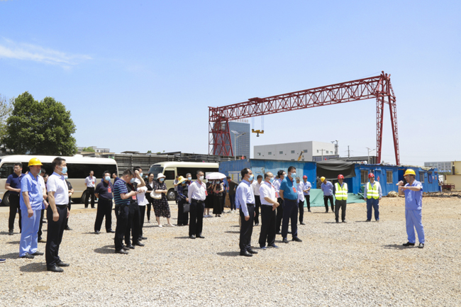 市人大常委会主任吴中阳等一行到亚洲体育登录平台下载调研重点项目建设情况