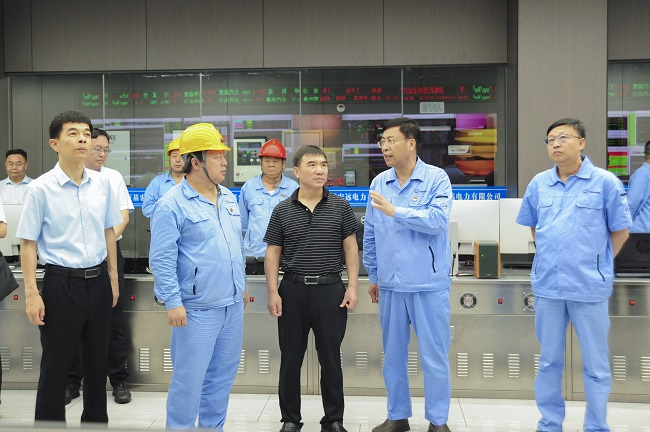 洛阳市委常委、常务副市长张玉杰一行到亚洲体育登录平台下载集团调研