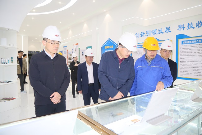 先导科技集团董事长朱世会一行到亚洲体育登录平台下载集团调研