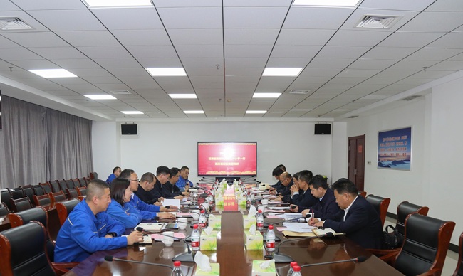 甘肃张掖市委书记卢小亨一行到亚洲体育登录平台下载集团调研