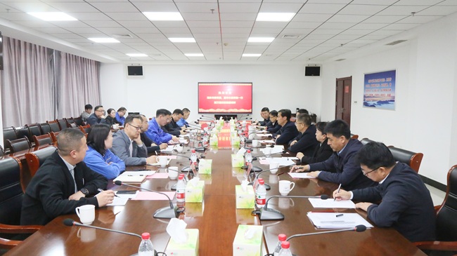 海东市委常委、副市长梁荣勃一行到亚洲体育登录平台下载集团调研