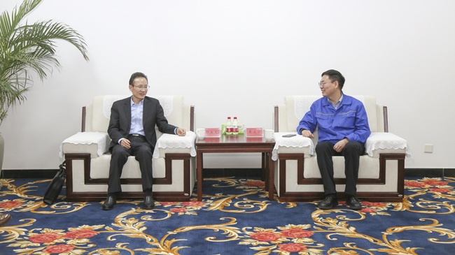 交通银行河南省分行副行长邢玉龙一行到亚洲体育登录平台下载集团调研