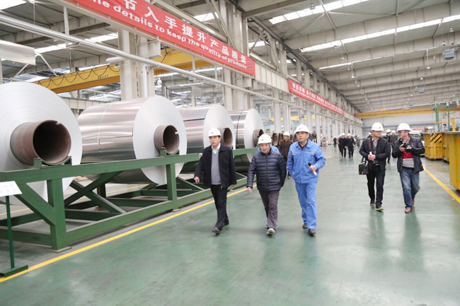 北京大学博士生导师董黎明一行到亚洲体育登录平台下载集团考察