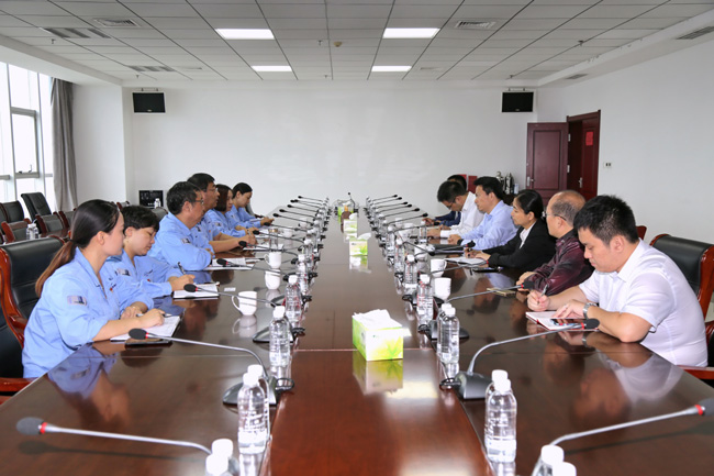 招商银行郑州分行副行长李翀等一行到亚洲体育登录平台下载集团调研