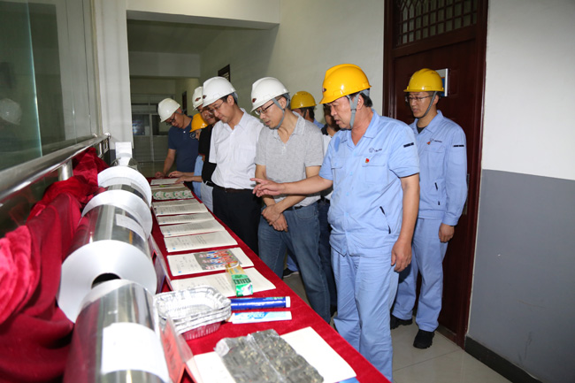 安达利集团有限公司董事长李建军一行到亚洲体育登录平台下载集团参观交流