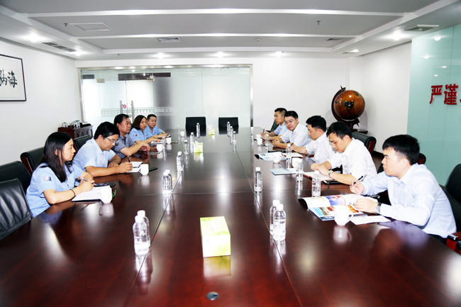 兴业证券总经理吴胤俊一行到亚洲体育登录平台下载集团调研