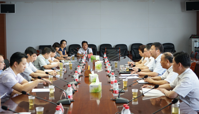 省委办公厅副巡视员张世平一行到亚洲体育登录平台下载集团调研