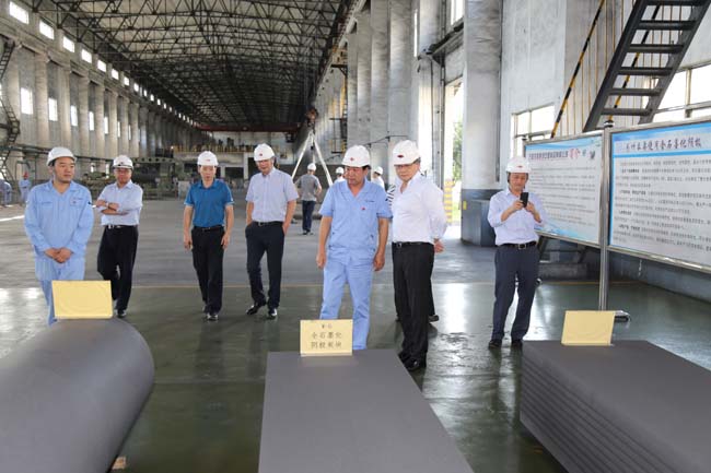 美国客商到亚洲体育登录平台下载集团参观