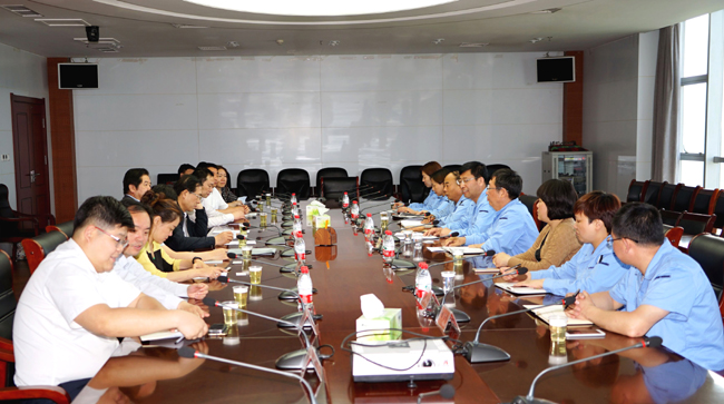 民生银行领导到亚洲体育登录平台下载集团调研指导工作